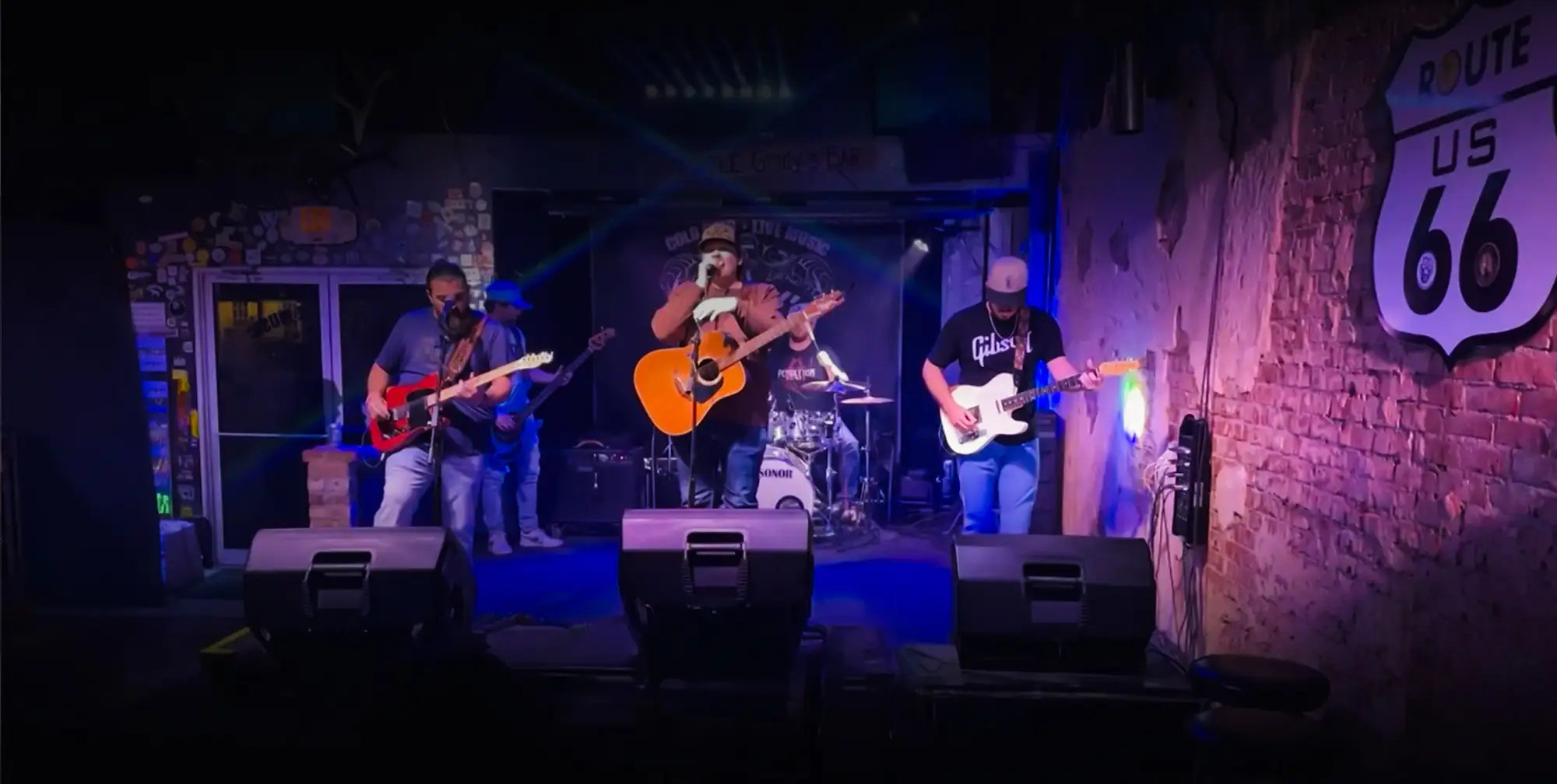 band-gradys-live-music 2