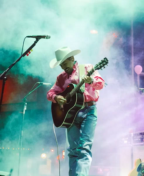 dustin-de-la-garza